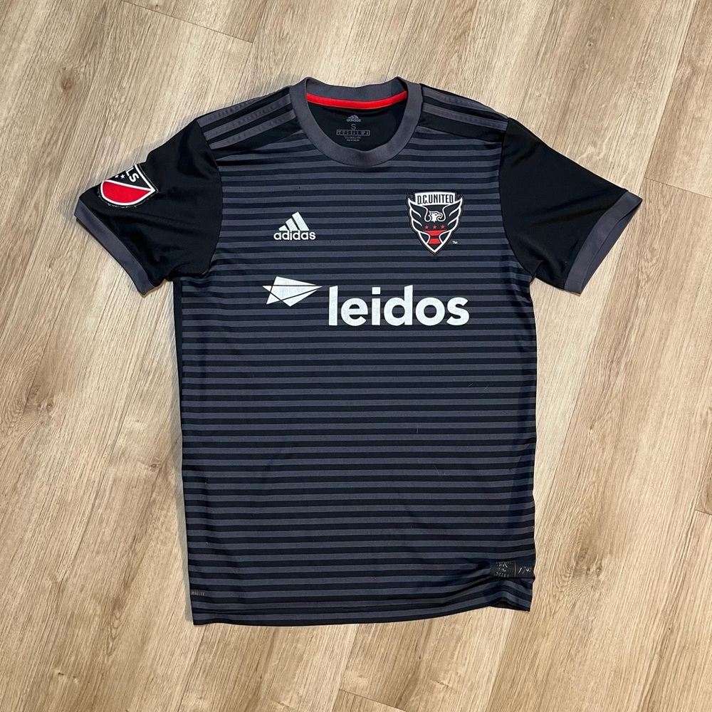 DC United 2019-2022 Home Football Shirt, Size S  - #9 Rooney